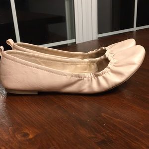 American Eagle Scrunch Ballet Flat - 9.5